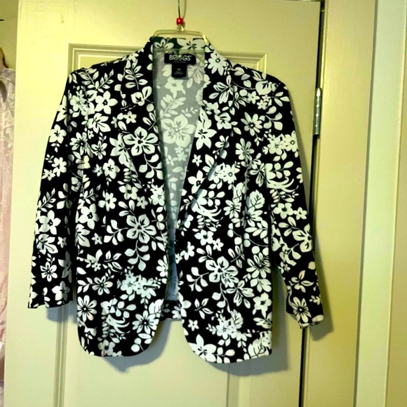Briggs New York Flower Long Sleeve Blazer (size 12regular) - Picture 1 of 6